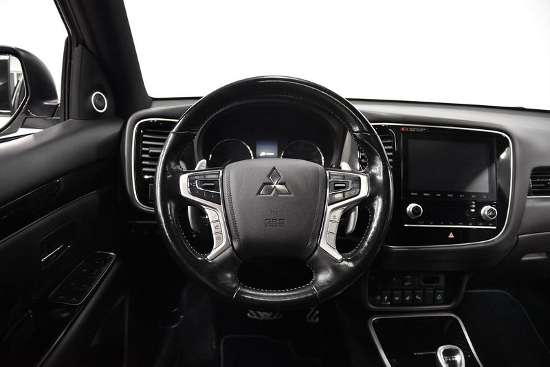 Mitsubishi Outlander bild 2