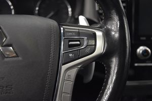 Mitsubishi Outlander bild 11