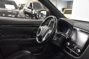 Mitsubishi Outlander bild 9