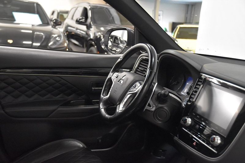 Mitsubishi Outlander bild 9