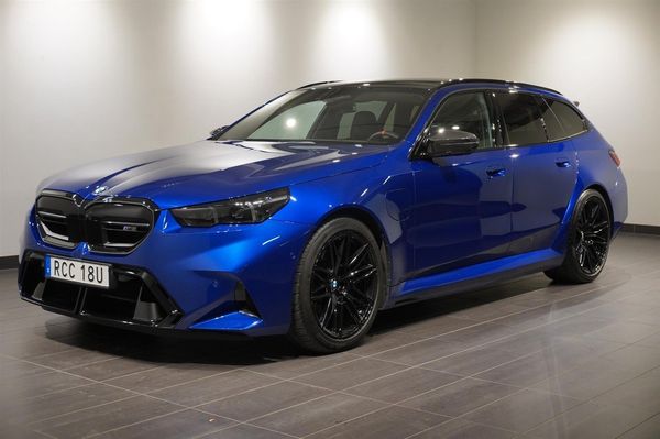 BMW M5 Touring M Driver´s Package Drag DA Pro B W HUD PA Pro C - 2026