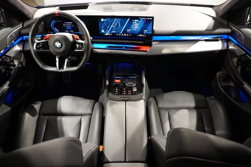 BMW M5 bild 10