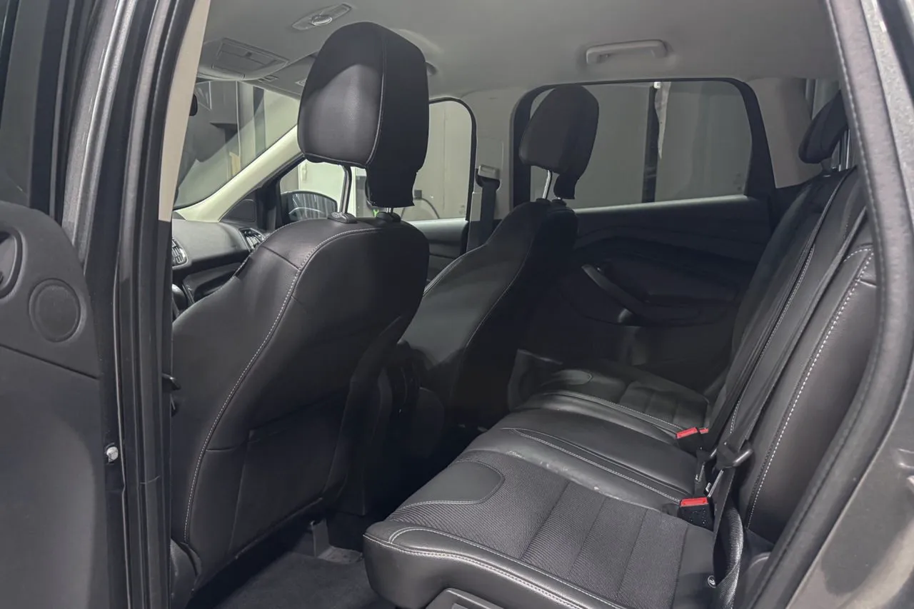 Ford Kuga bild 11