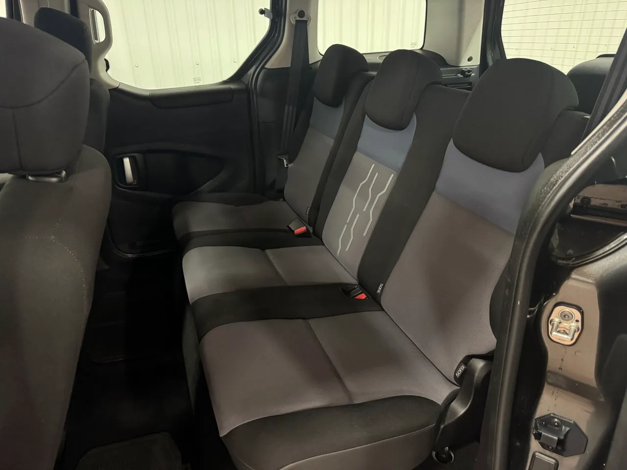 Peugeot Partner Tepee bild 5