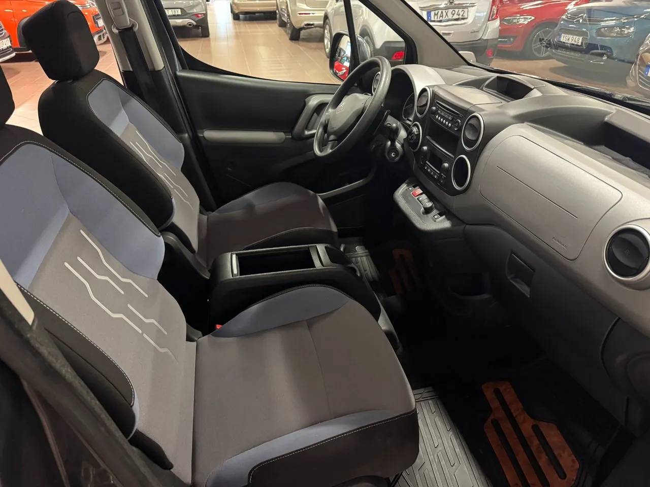 Peugeot Partner Tepee bild 7
