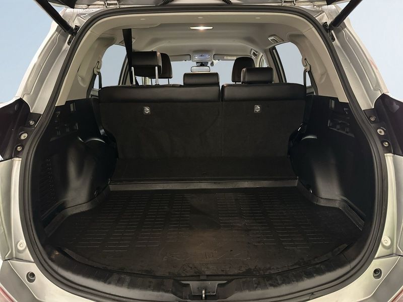Toyota RAV4 bild 12