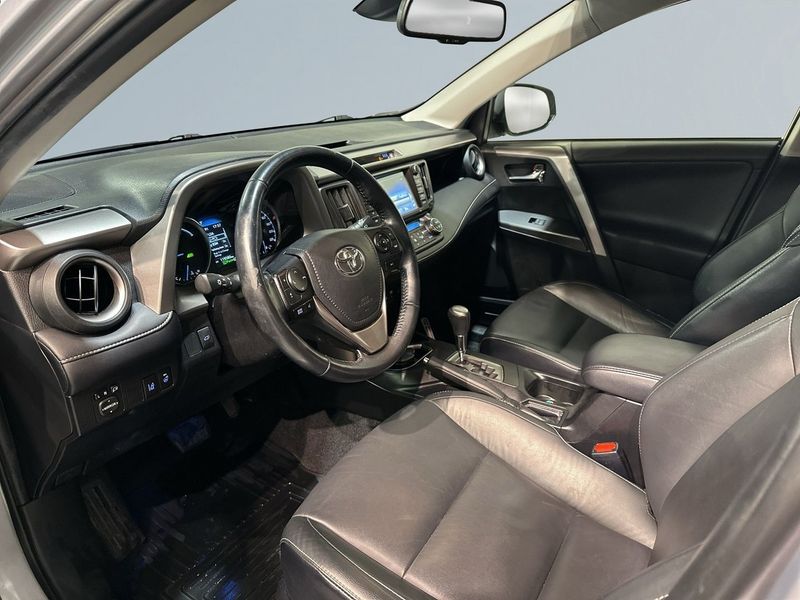 Toyota RAV4 bild 7