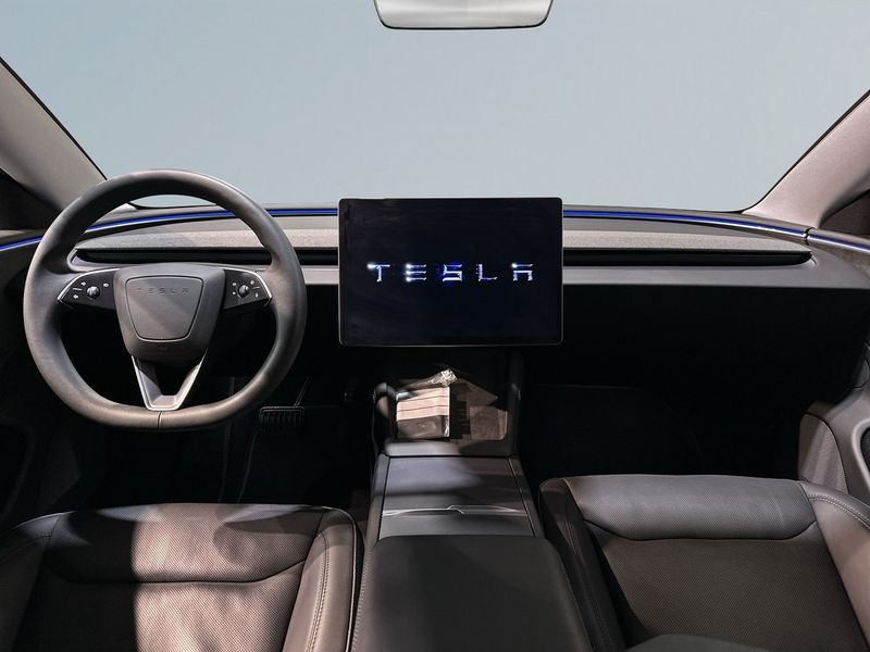Tesla Model 3 bild 10