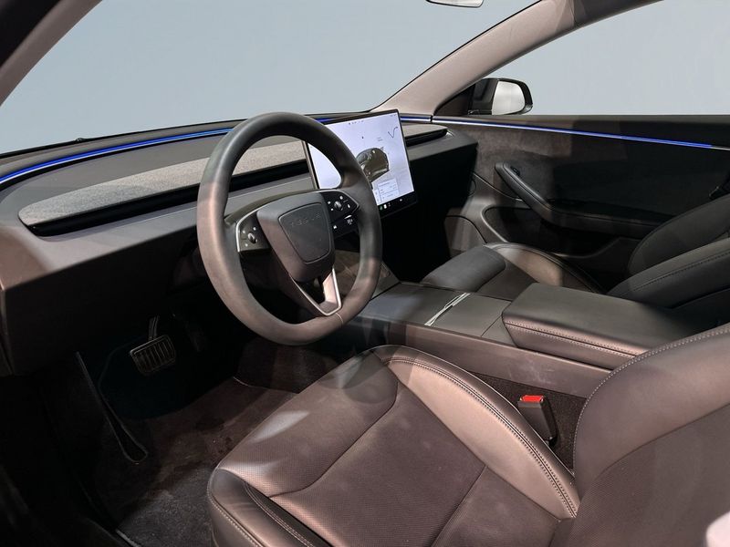 Tesla Model 3 bild 9