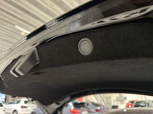 Tesla Model 3 bild 20