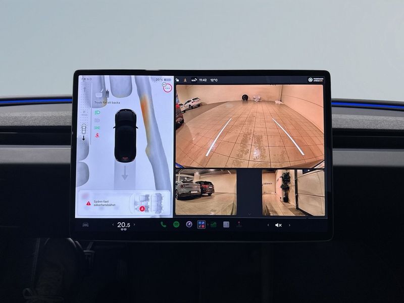 Tesla Model 3 bild 17