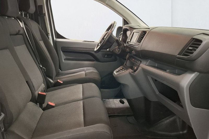 Peugeot e-Expert bild 9