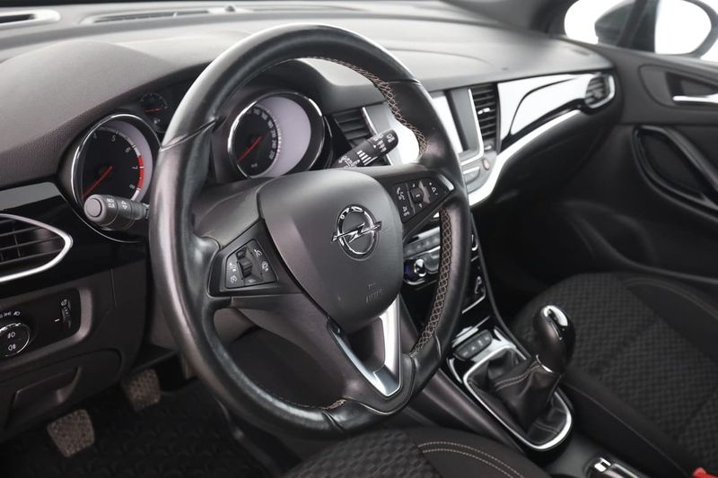 Opel Astra bild 12