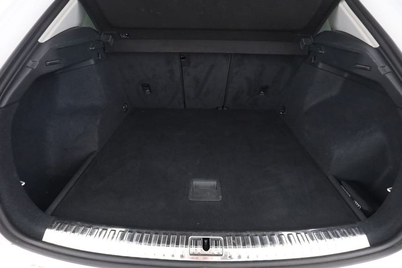 Audi Q3 bild 18