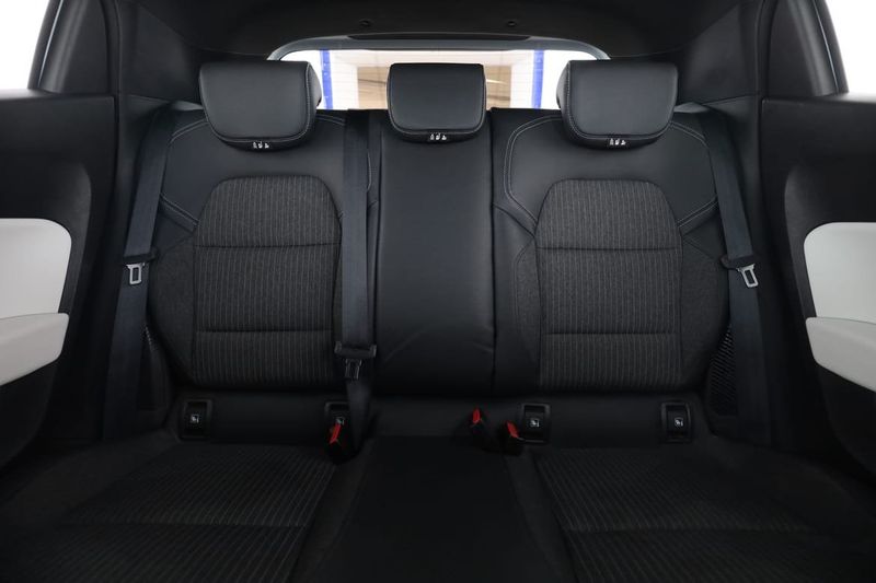 Renault Clio bild 16