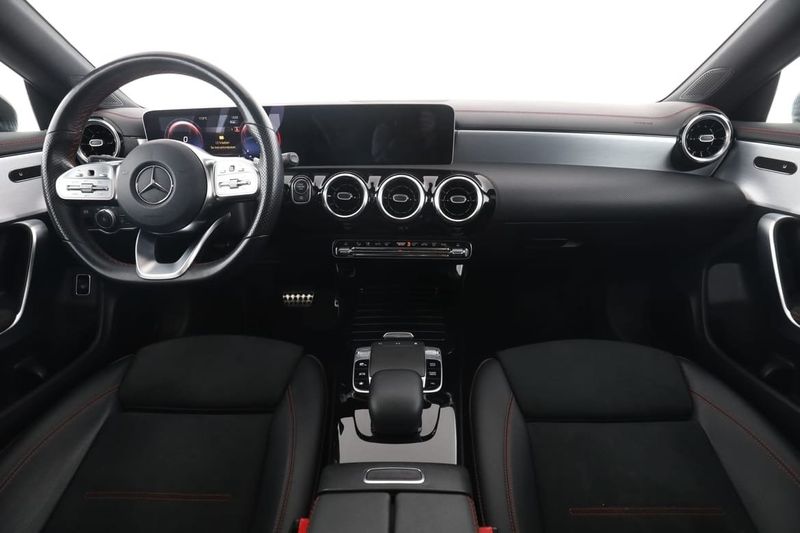 Mercedes CLA200 bild 13