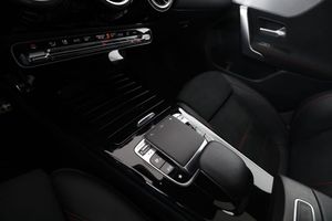 Mercedes CLA200 bild 23