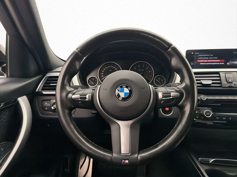 BMW 330 bild 14