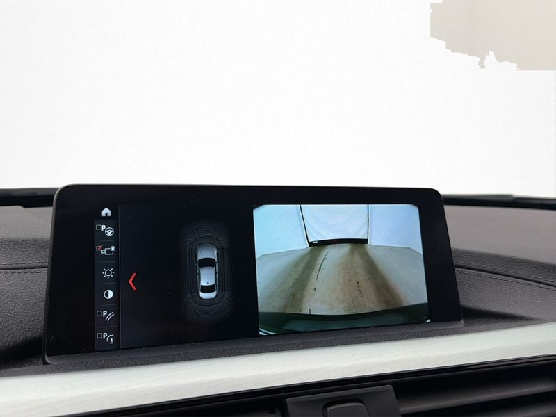 BMW 330 bild 18