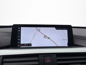 BMW 330 bild 19