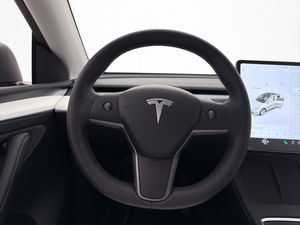 Tesla Model Y bild 14