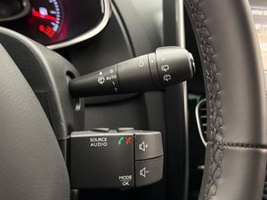 Renault Clio bild 18
