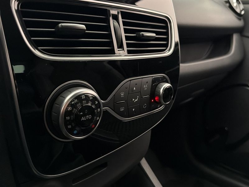 Renault Clio bild 23