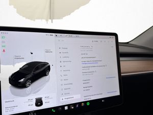 Tesla Model Y bild 21