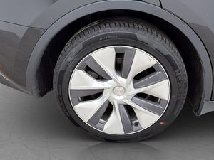 Tesla Model Y bild 34