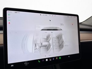Tesla Model Y bild 19