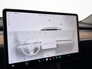 Tesla Model Y bild 18