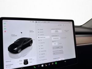 Tesla Model Y bild 20