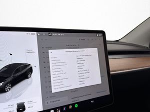 Tesla Model Y bild 22