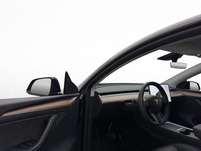 Tesla Model Y bild 11