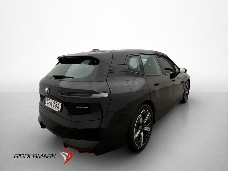 BMW iX bild 8