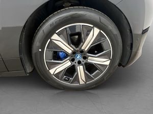 BMW iX bild 33