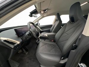 BMW iX bild 13