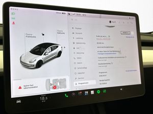 Tesla Model 3 bild 20