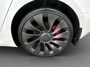 Tesla Model 3 bild 32