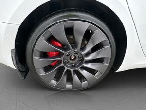 Tesla Model 3 bild 33