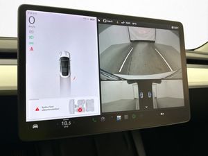 Tesla Model 3 bild 15