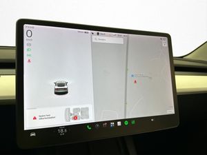 Tesla Model 3 bild 16