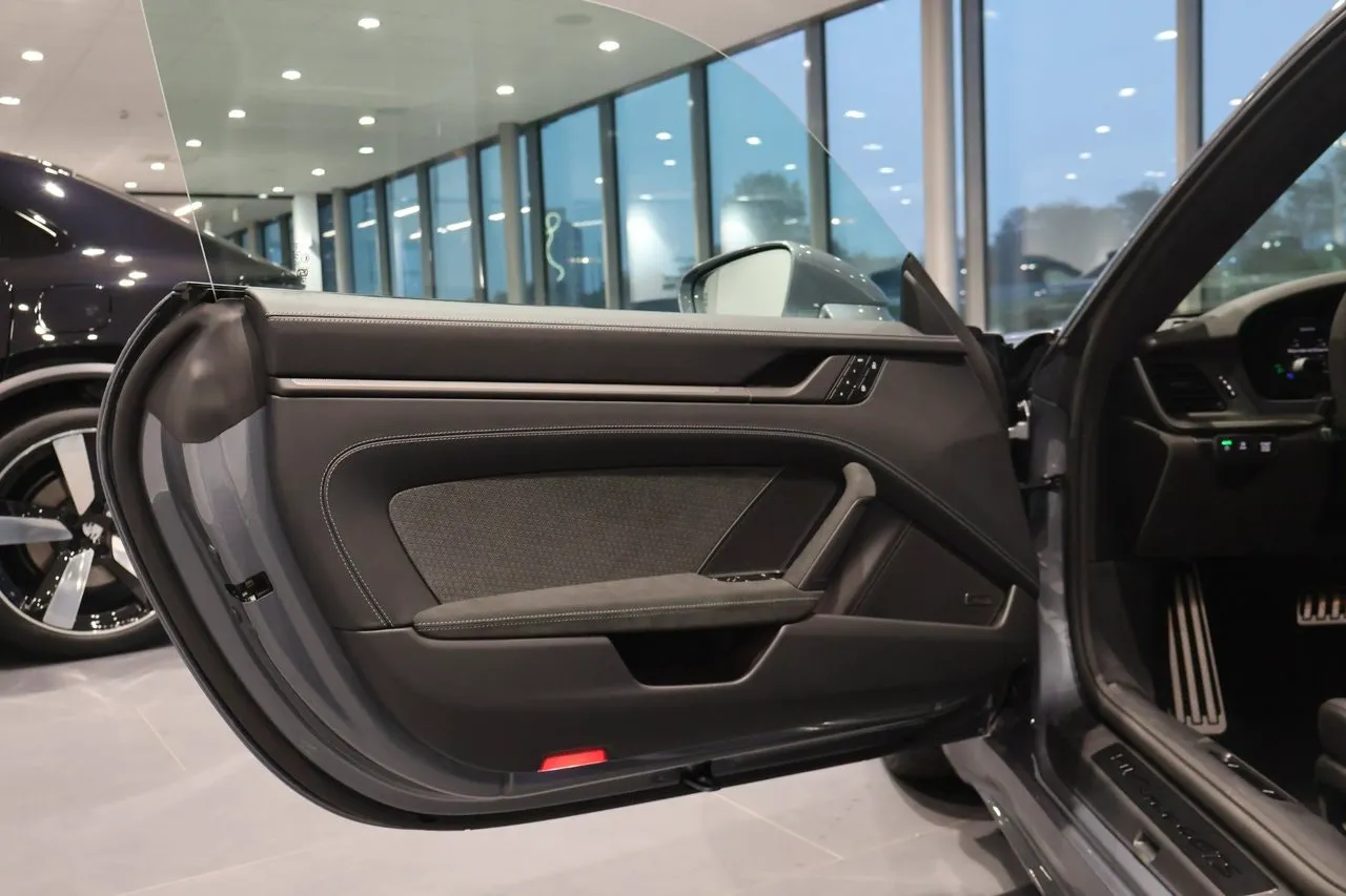 Porsche 992 bild 12