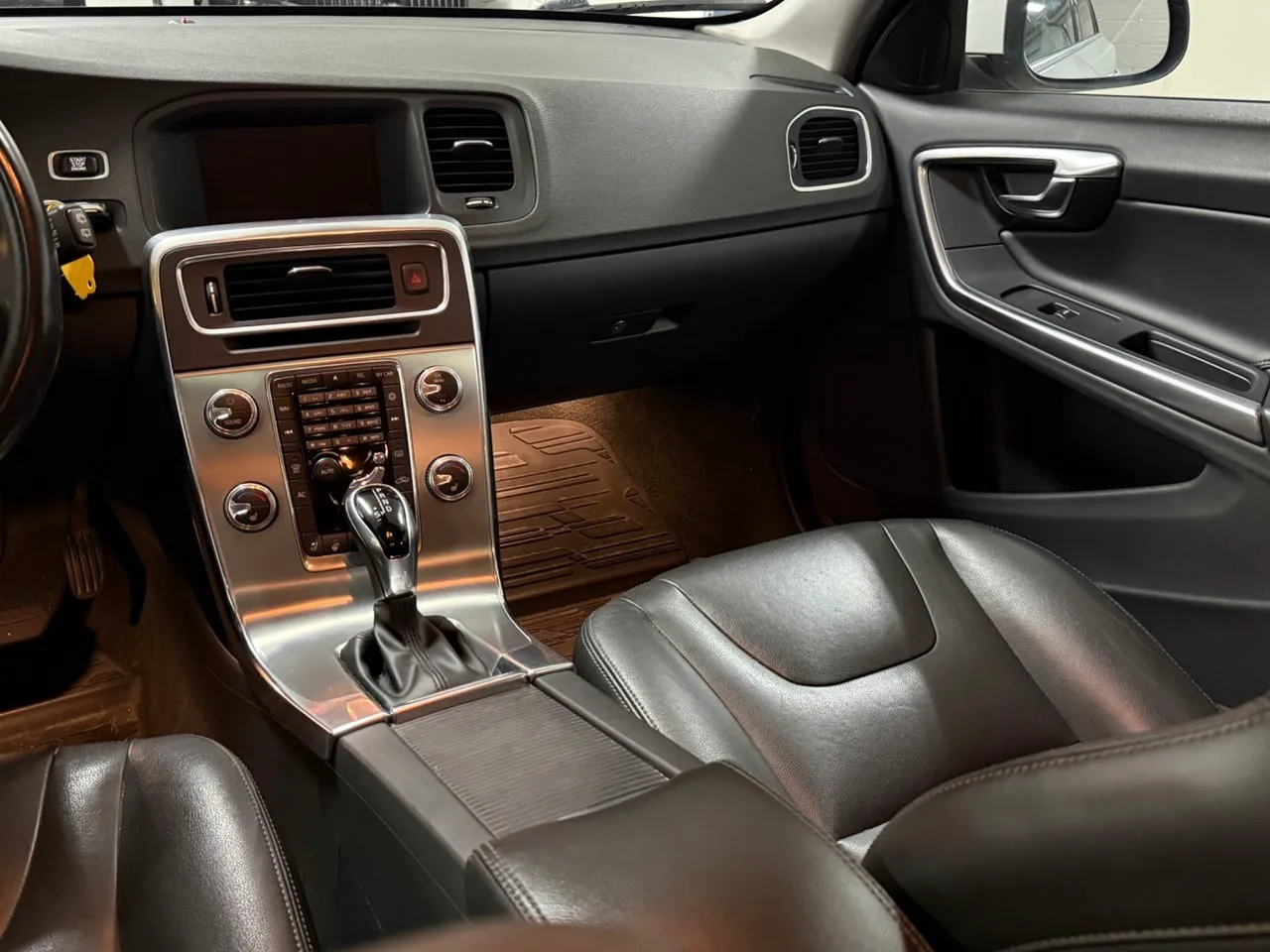 Volvo V60 bild 16