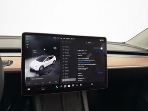 Tesla Model Y bild 20