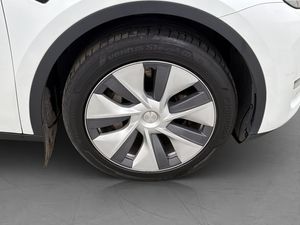Tesla Model Y bild 31