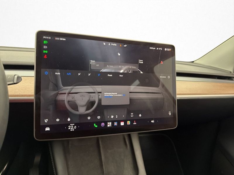 Tesla Model Y bild 25