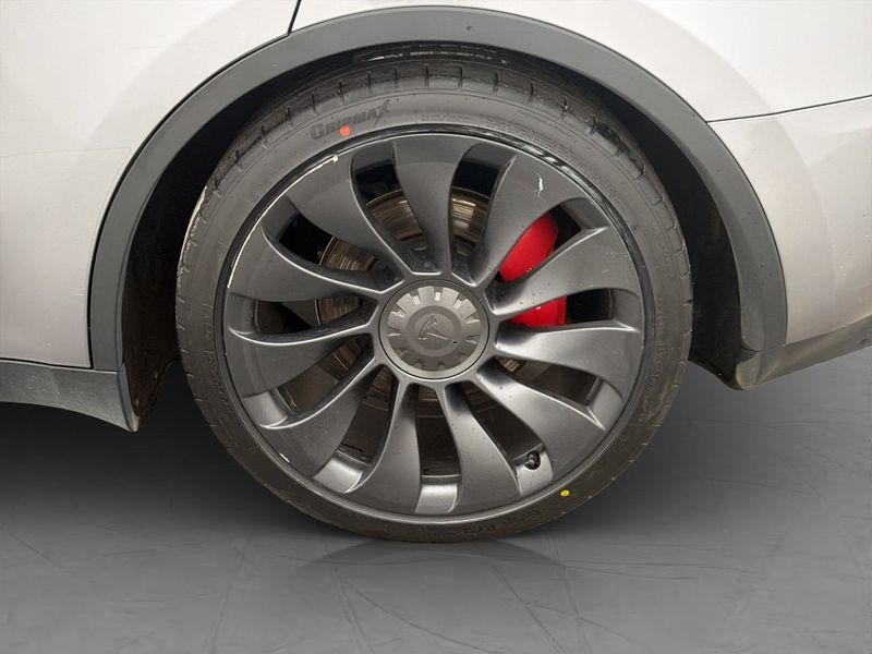 Tesla Model Y bild 36