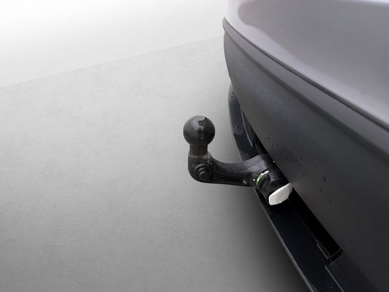 Tesla Model Y bild 12