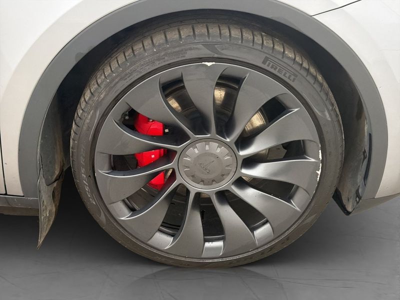 Tesla Model Y bild 33